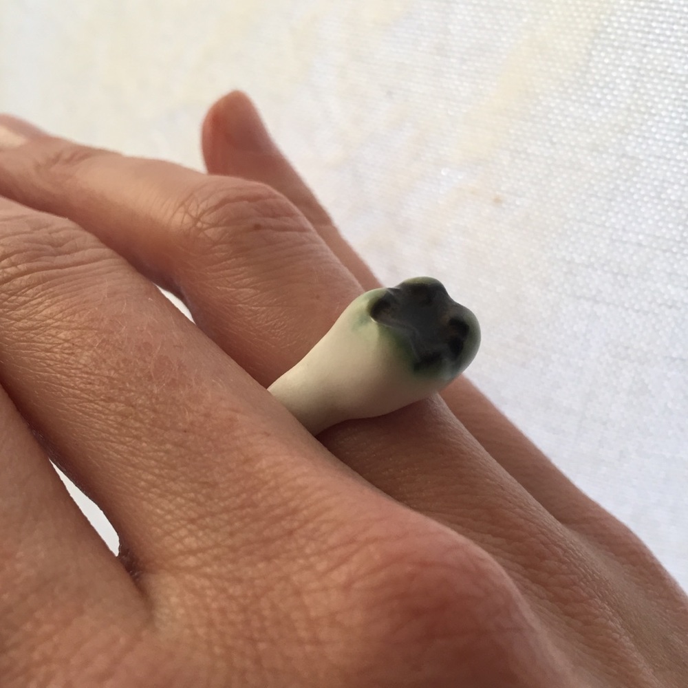 Porcelain ceramic tooth ring white Size 6
